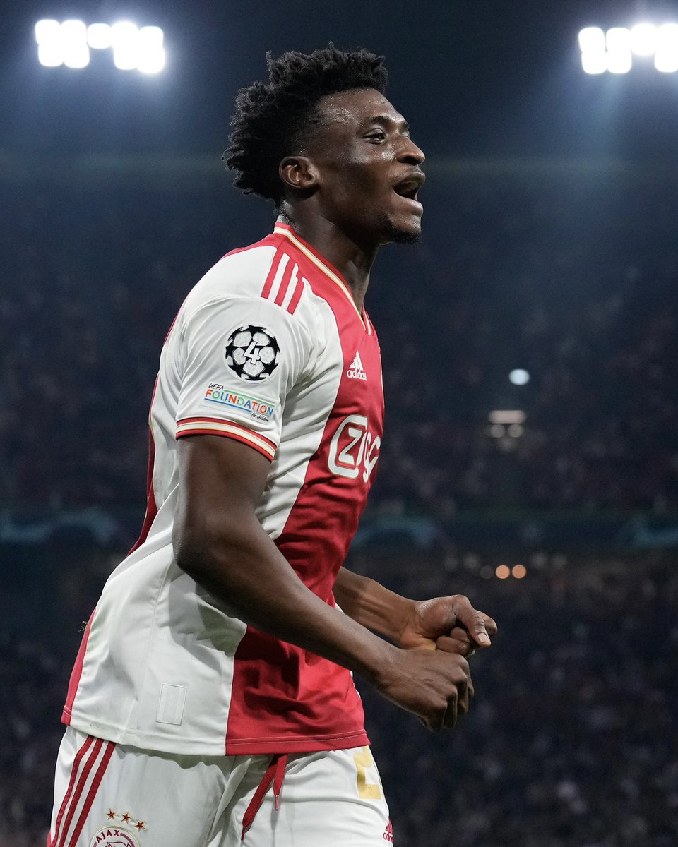 Ajax op Twitter: ⏳ @FIFAWorldCup https://t.co/gAdiabe5rW https://t.co/9cHO5fVvT9