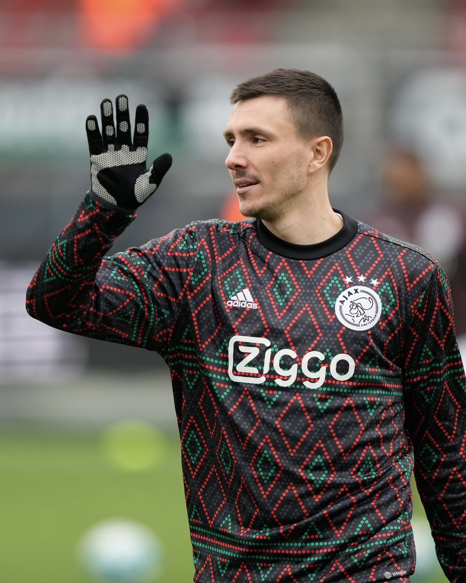 Ajax op Twitter: ✋ minutes to go. https://t.co/qLdj8SwjBw