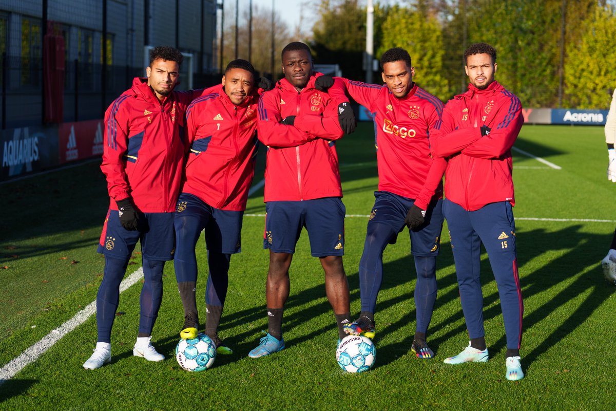 Ajax op Twitter: Ready https://t.co/MfJMnWgODV