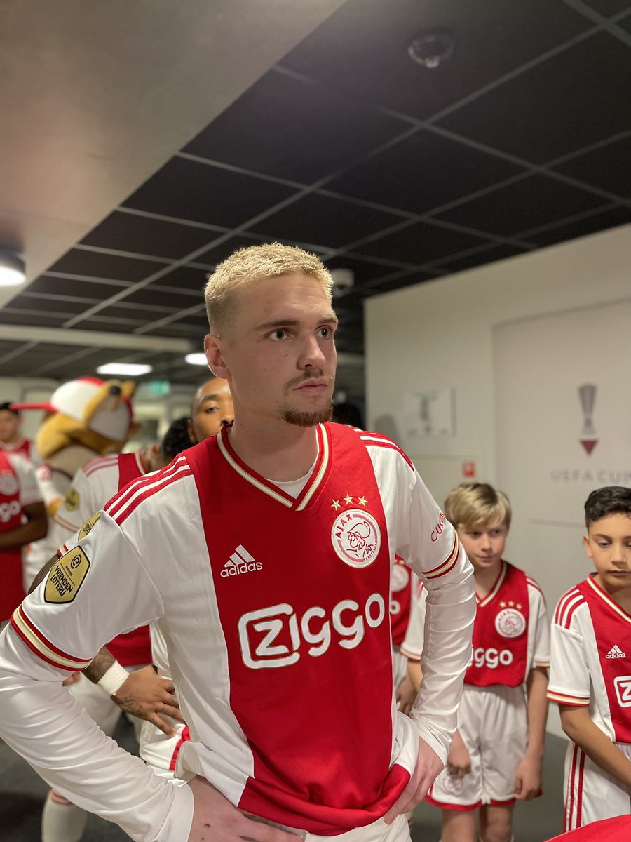 Ajax op Twitter: ⏳ https://t.co/dO2VaI4zqf