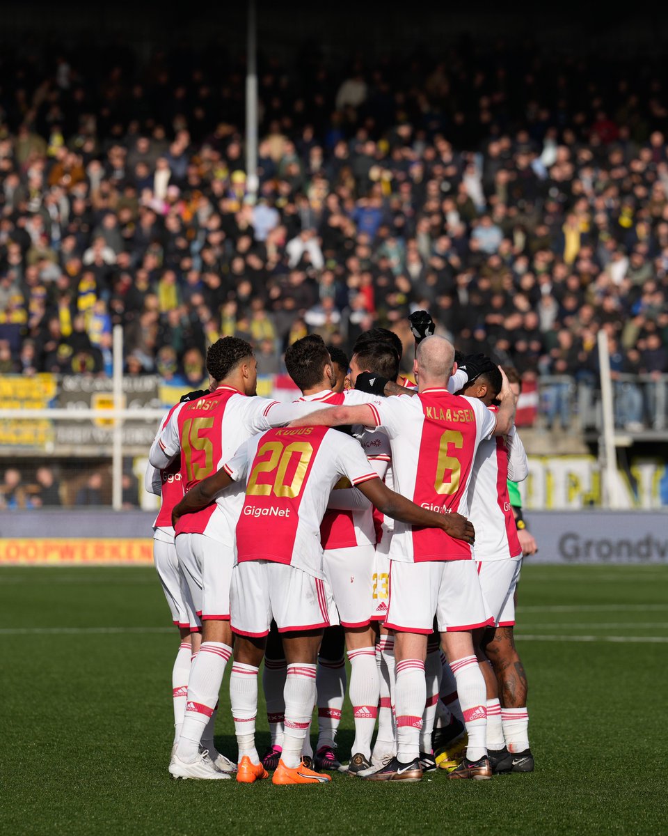 Ajax op Twitter: Have a good Monday y'all! ❌❌❌

#camaja https://t.co/d17g2HkzZC