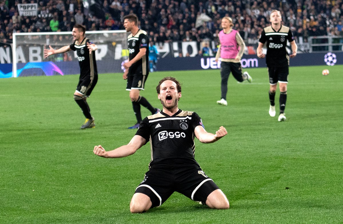 Ajax op Twitter: Happy birthday, @BlindDaley! ❌❌❌ https://t.co/dmd2tMAUdw