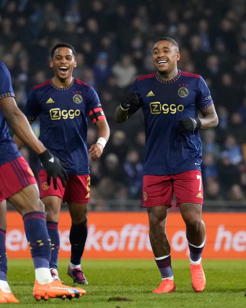 Ajax op Twitter: Needed this one ♥️ @StevenBergwijn https://t.co/OYEUID3t5j