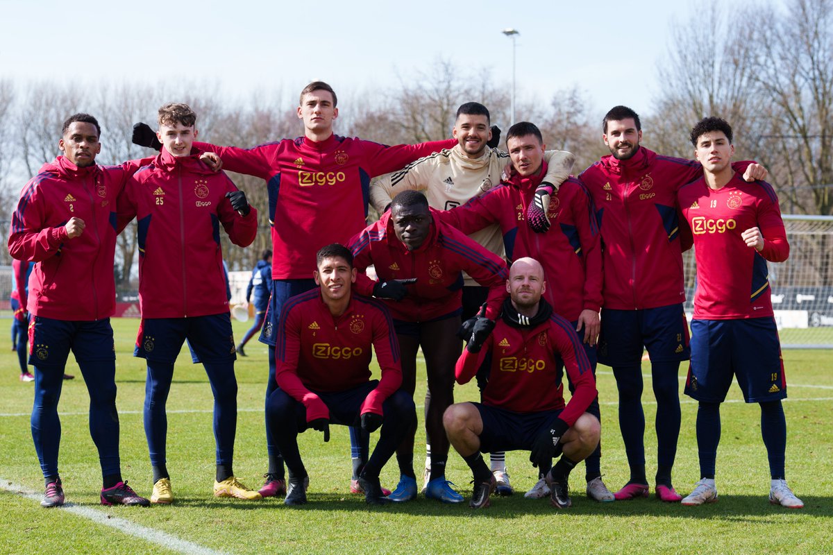 Ajax op Twitter: See you tomorrow. ✊

#heeaja https://t.co/mywXXwyHg1